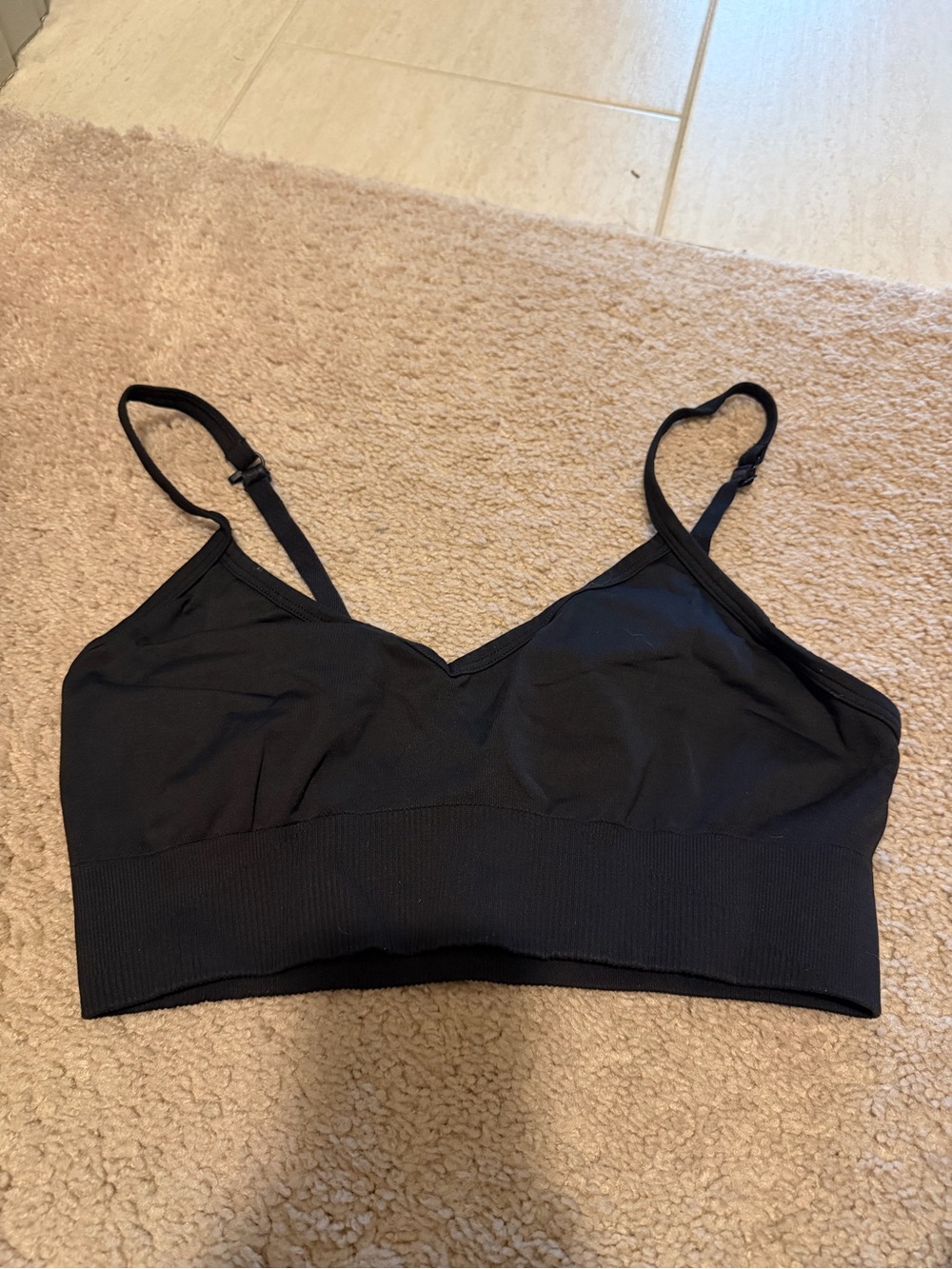 Lululemon sports bra